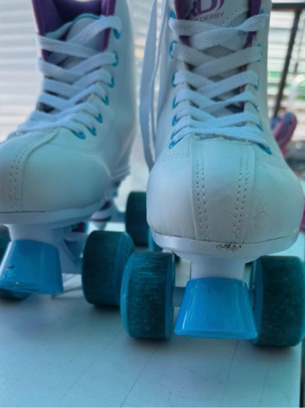 Classic White and Purple Women's Roller Skate size 7 - Picture 6 of 7